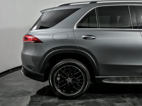 Used 2020 Mercedes-Benz GLE 350 4MATIC w/ Premium Package image 10