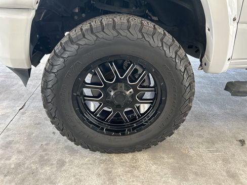 Used 2022 RAM 1500 Big Horn w/ Night Edition image 13