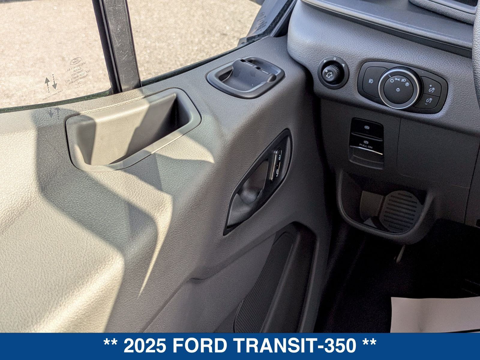 New 2025 Ford Transit 350 w/ Interior Upgrade Package RWD image 21