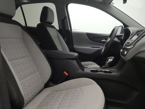 Used 2022 Chevrolet Equinox LT image 21