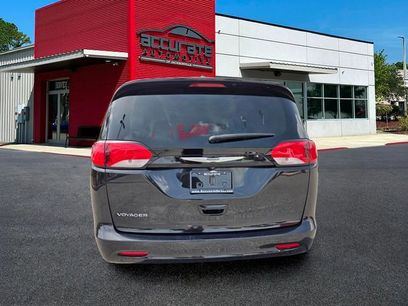 Used 2022 Chrysler Voyager LX