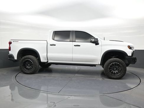 Used 2023 Chevrolet Silverado 1500 ZR2 w/ ZR2 Bison Edition AWD/4WD image 6