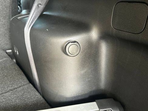 Used 2022 Mitsubishi Outlander SEL AWD/4WD image 37