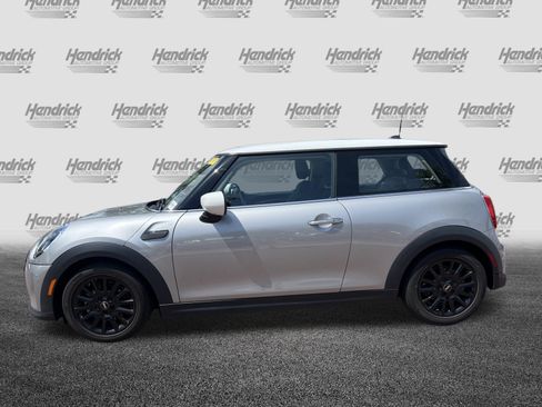 Used 2024 MINI Cooper 2-Door Hardtop FWD image 7