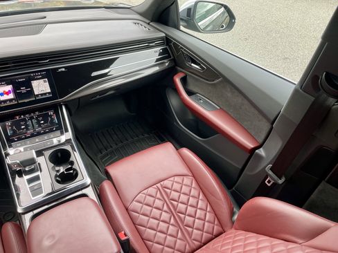 Used 2022 Audi SQ8 Premium Plus image 18
