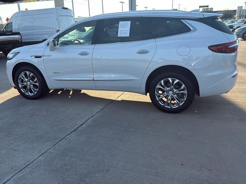 Used 2020 Buick Enclave Avenir w/ Avenir Technology Package image 8
