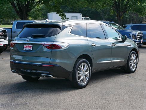 Used 2023 Buick Enclave Essence w/ Experience Buick Package image 9
