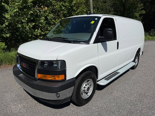 Used 2025 GMC Savana 2500 w/ Driver Convenience Package RWD image 2