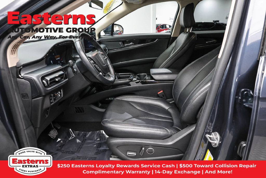 Used 2023 Lincoln Nautilus AWD image 14