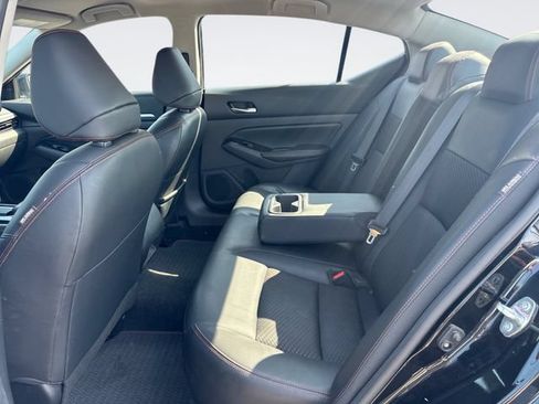 Used 2024 Nissan Altima 2.5 SR FWD image 21