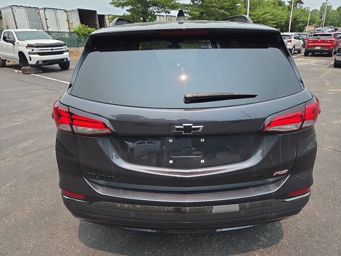 Used 2022 Chevrolet Equinox RS AWD/4WD image 4