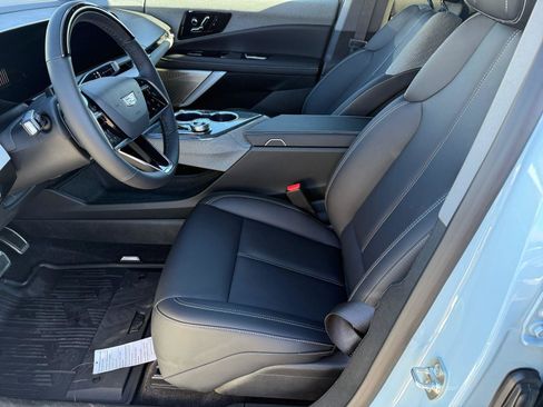 New 2026 Cadillac Optiq Sport 1 image 10