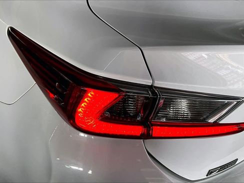 Used 2015 Lexus RC 350 w/ F Sport w/Summer Tires RWD image 28