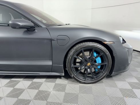 Certified 2022 Porsche Taycan GTS image 12