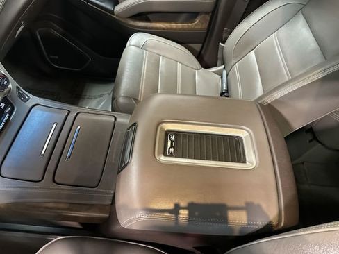 Certified 2018 GMC Yukon XL Denali w/ Denali Ultimate Package image 25