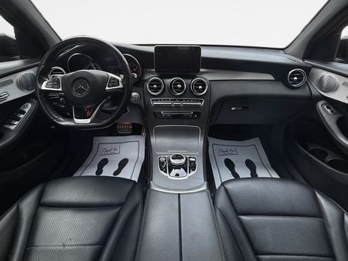 Used 2019 Mercedes-Benz GLC 300 4MATIC image 16