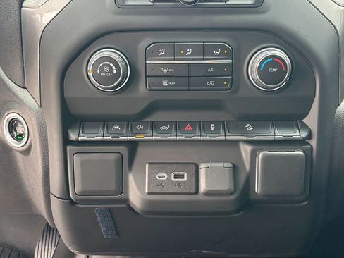 Used 2024 Chevrolet Silverado 1500 Custom Trail Boss image 28