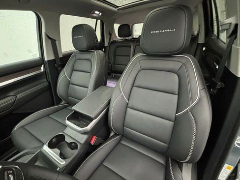 New 2026 GMC Terrain Denali image 21