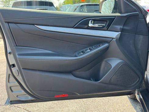 Used 2018 Nissan Maxima 3.5 SV FWD image 9