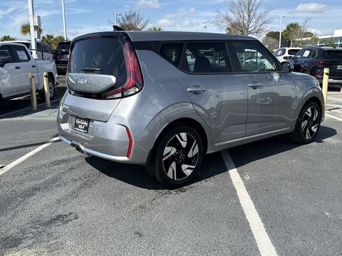Used 2025 Kia Soul GT-Line image 17