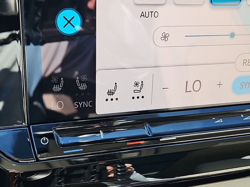 New 2026 Volkswagen Atlas SE image 17