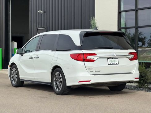 Used 2021 Honda Odyssey EX-L image 3
