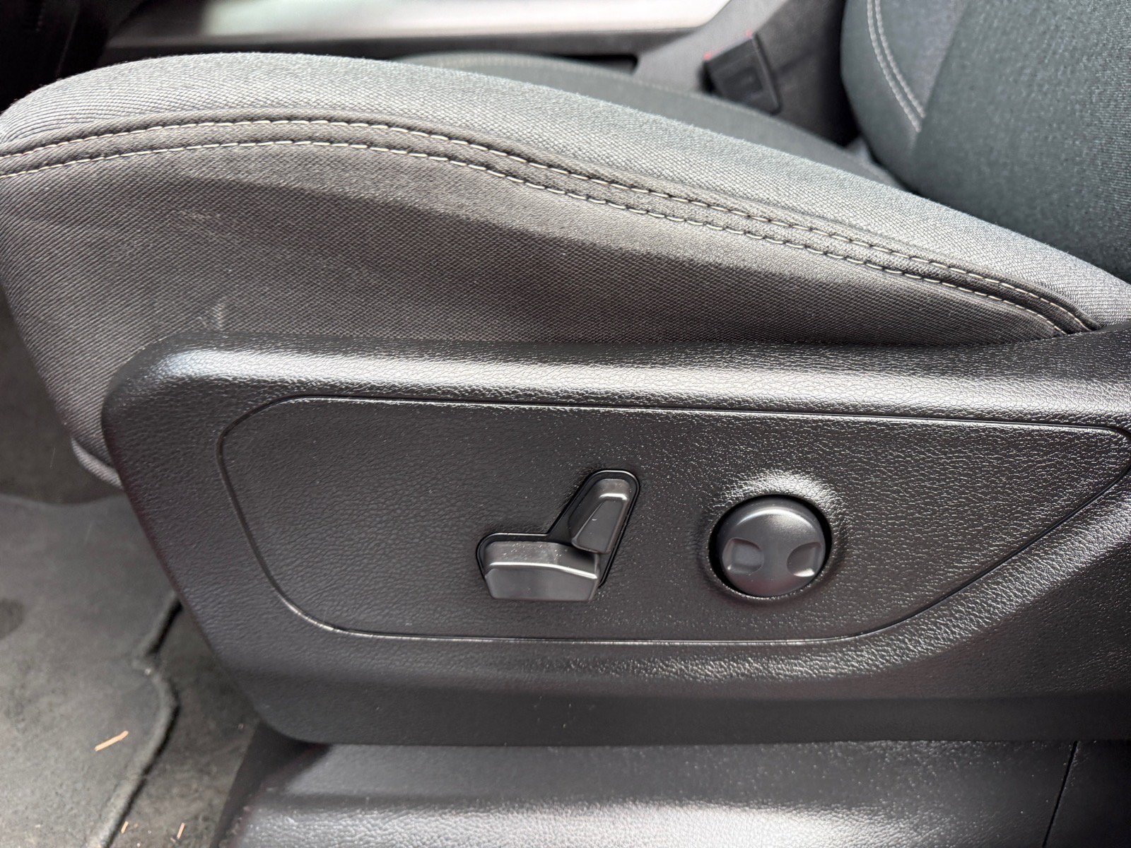 Used 2023 RAM 1500 Big Horn AWD/4WD image 19