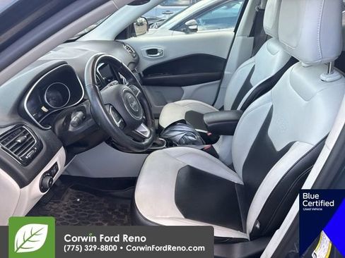 Used 2018 Jeep Compass Limited w/ Navigation Group image 11