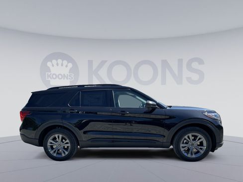 New 2026 Ford Explorer Active w/ Active Comfort Package AWD/4WD image 8
