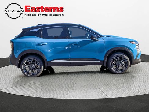 New 2026 Nissan Kicks SR w/ Cold Weather Package image 5
