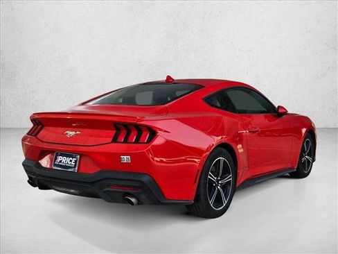 Used 2024 Ford Mustang Premium image 5