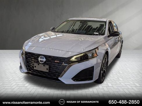 New 2025 Nissan Altima 2.5 SR w/ SR Premium Package image 1