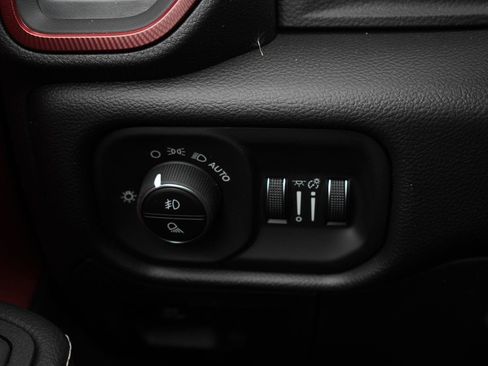 New 2026 RAM 1500 Rebel image 18