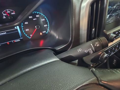 Used 2018 GMC Canyon SLT w/ Driver Alert Package image 32