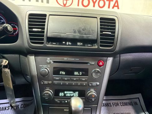 Used 2006 Subaru Outback 2.5XT AWD/4WD image 31
