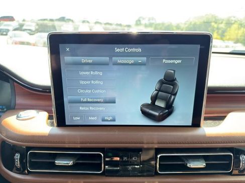 Used 2022 Lincoln Aviator Grand Touring w/ Equipment Group 301A AWD/4WD image 39