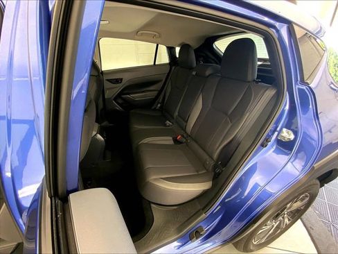 Used 2025 Subaru Crosstrek 2.5i Premium AWD/4WD image 23