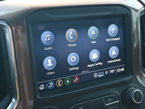 Used 2022 Chevrolet Silverado 2500 High Country w/ Z71 Off-Road Package image 8