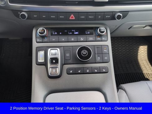 Used 2025 Hyundai Palisade SEL FWD image 9