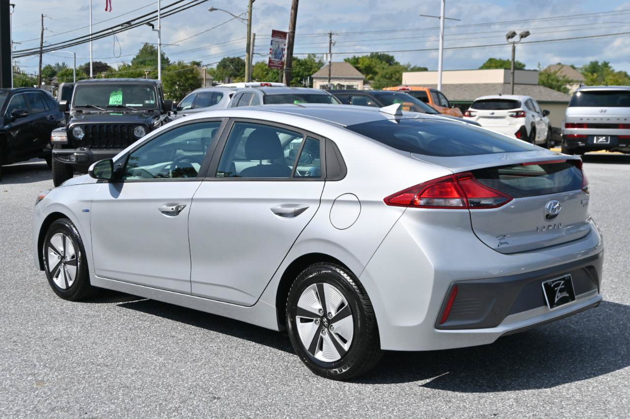Used 2020 Hyundai Ioniq Blue FWD image 8