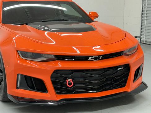 Used 2020 Chevrolet Camaro ZL1 image 10