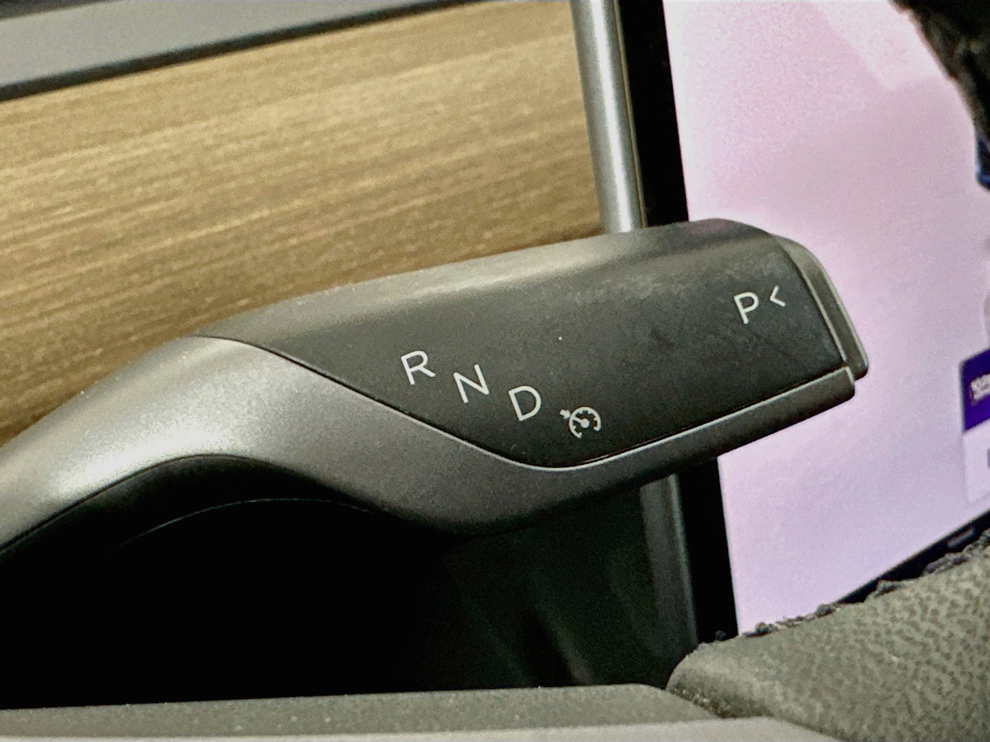 Used 2024 Tesla Model Y Long Range AWD/4WD image 25