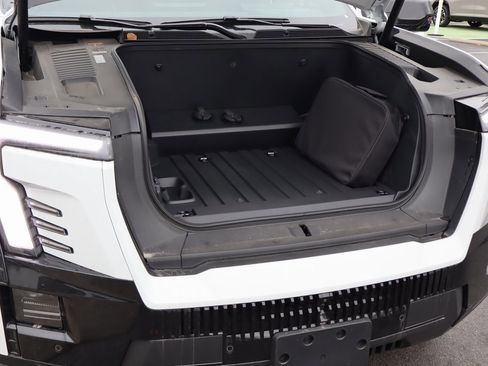 New 2026 GMC Sierra EV Elevation image 28