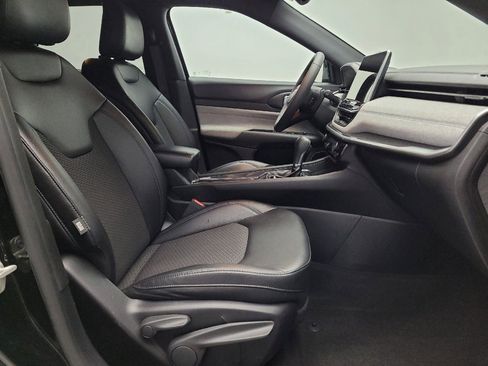 Used 2024 Jeep Compass Latitude w/ Altitude Special Edition image 21