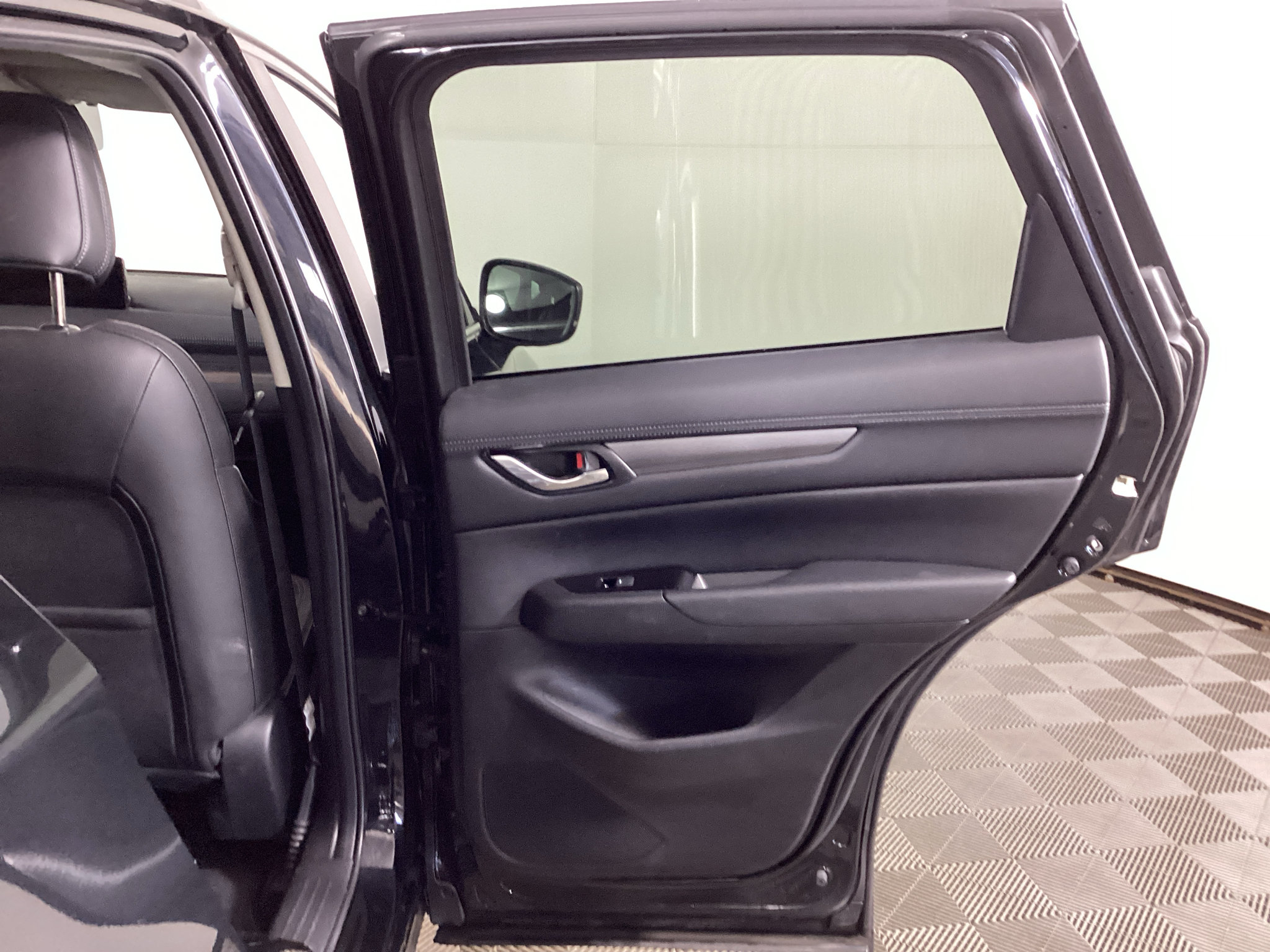 Used 2025 MAZDA CX-5 AWD 2.5 S w/ Preferred Package image 11