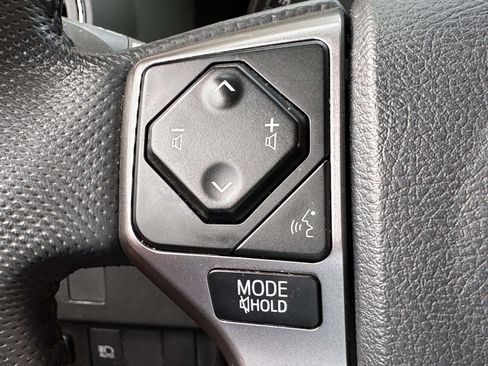 Used 2023 Toyota Tacoma SR5 AWD/4WD image 20