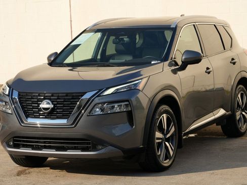 Used 2022 Nissan Rogue SL FWD image 44