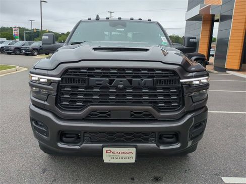 New 2025 RAM 3500 Limited image 9