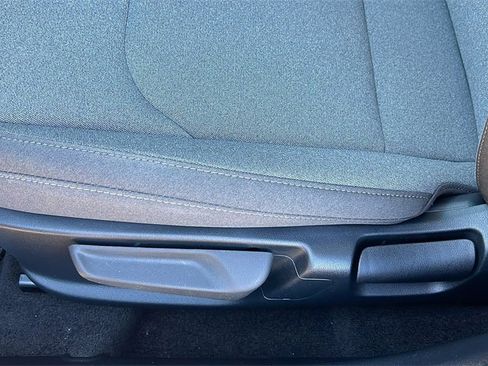 New 2025 Kia K4 LXS image 14