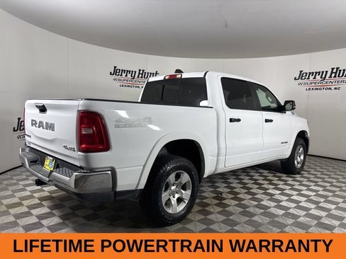 Used 2025 RAM 1500 Big Horn AWD/4WD image 6